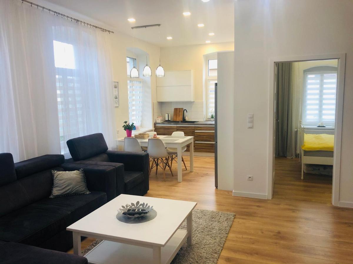 Appartamento Apartament Sasanka Kowary Esterno foto